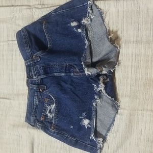 Levi's booty shorts